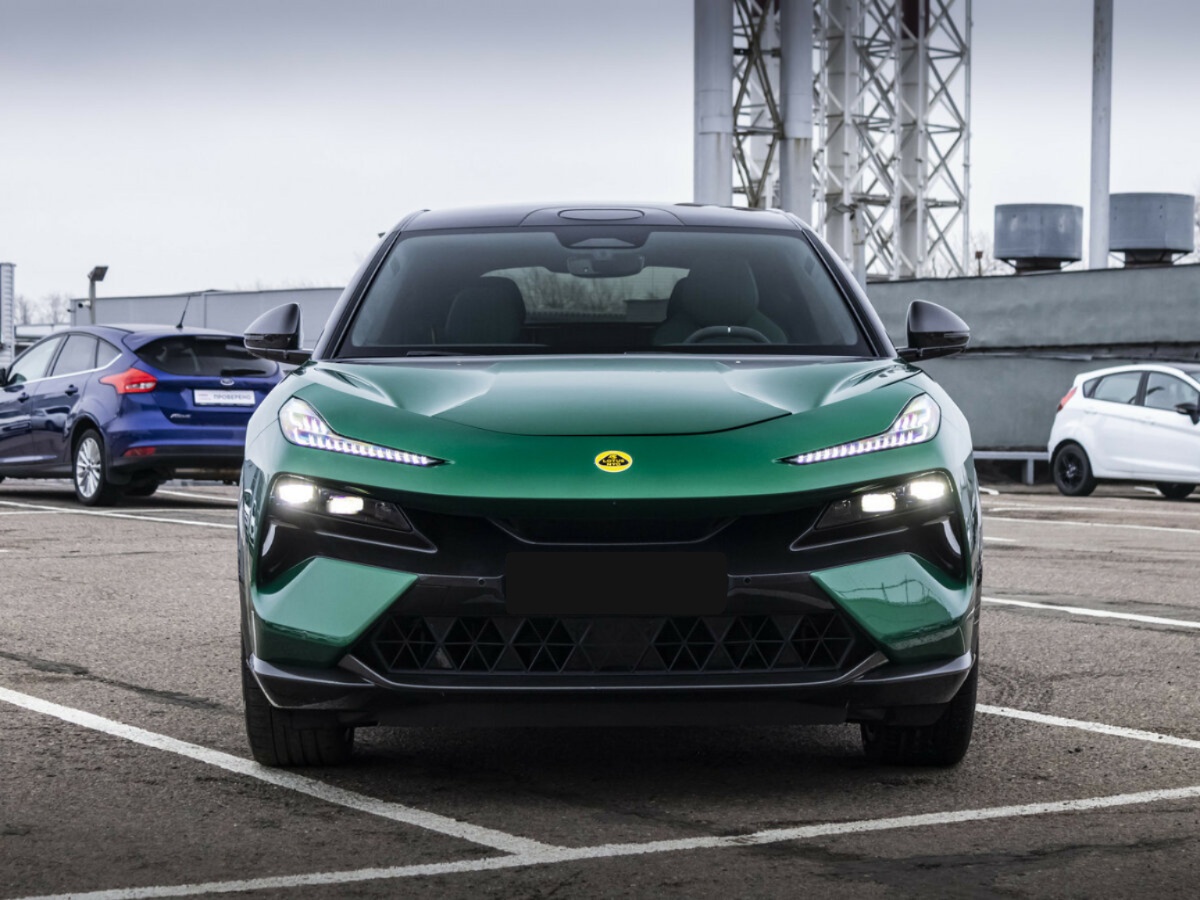 Lotus Eletre R, 2023